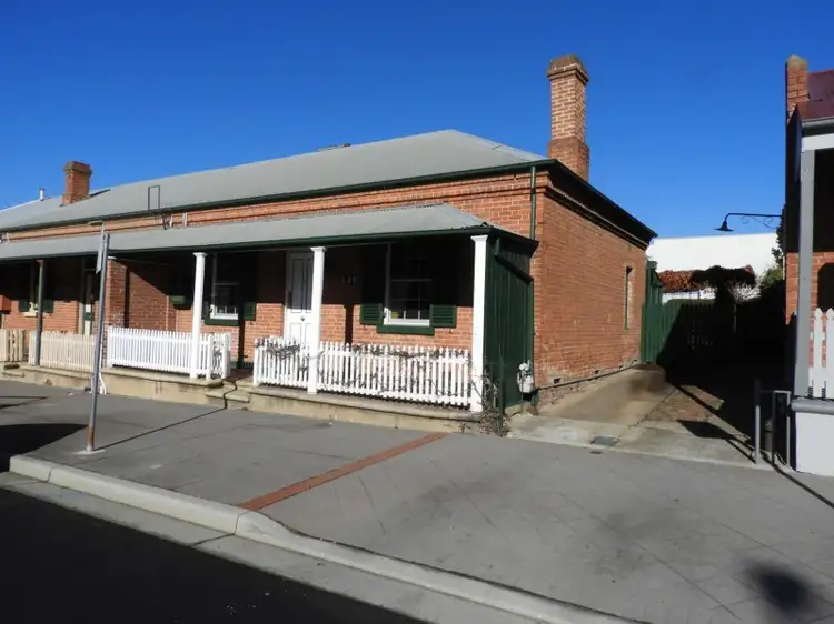 196 Howick Street, Bathurst NSW 2795