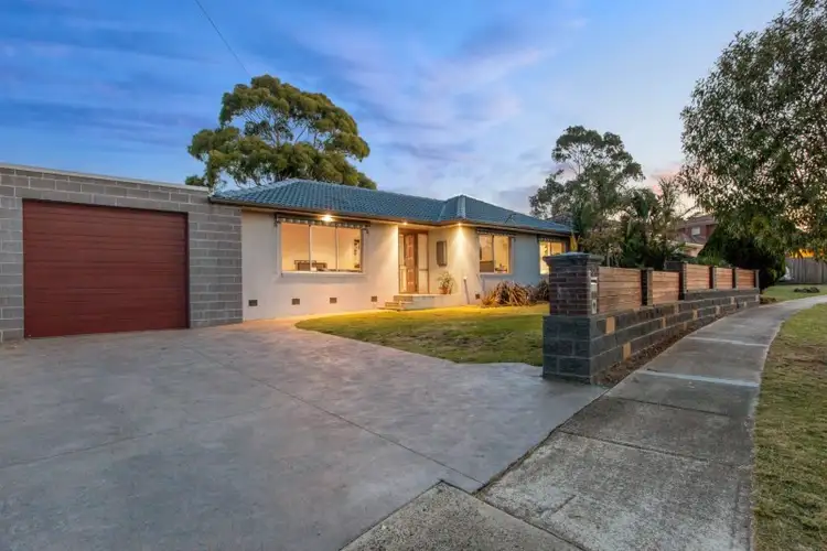 2 Kadina Close, Frankston VIC 3199