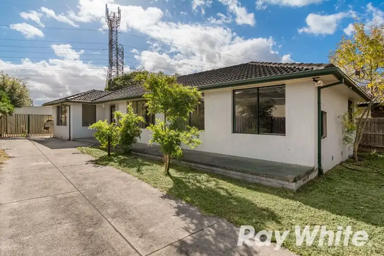 Main view of Homely house listing, 10 Jindalee Avenue, Yallambie VIC 3085