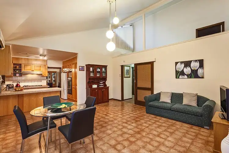 Fifth view of Homely house listing, 14 Craiglea Court, Doncaster East VIC 3109