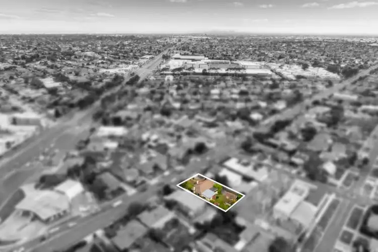 Seventh view of Homely house listing, 132 Warrigal Road, Mentone VIC 3194