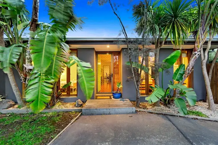 1/242 Heatherhill Road, Frankston VIC 3199