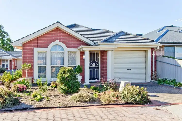 Main view of Homely unit listing, 2/2 Stopford Road, Hove SA 5048