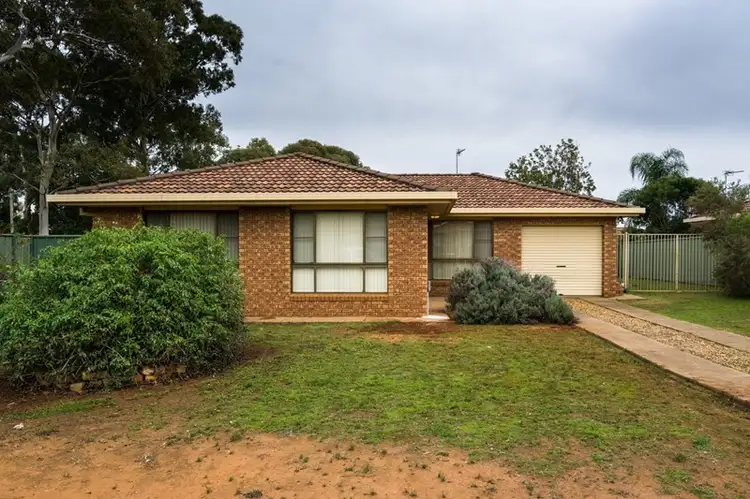 Main view of Homely house listing, 4 Bonner Crescent, Dubbo NSW 2830