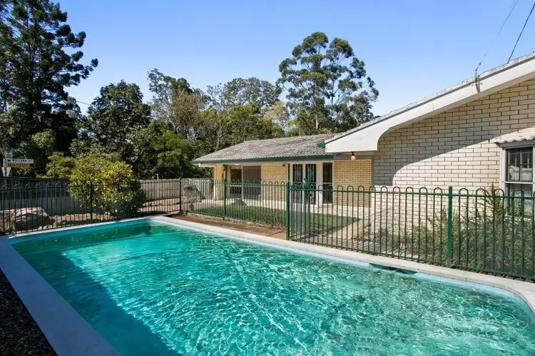 128 Marshall Lane, Kenmore QLD 4069