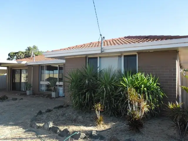 8-10 Northern Street, Three Springs WA 6519