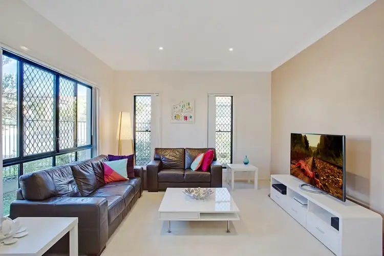 Second view of Homely other listing, 2/7 Palma Crescent, Varsity Lakes QLD 4227