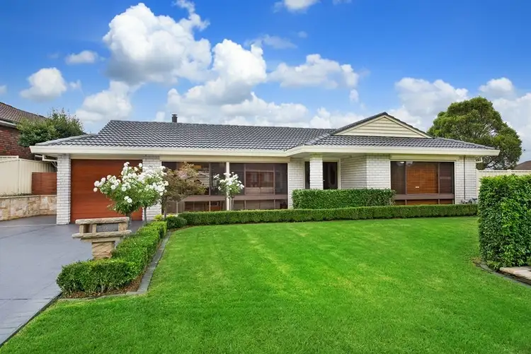 1 Abadal Place, Ingleburn NSW 2565