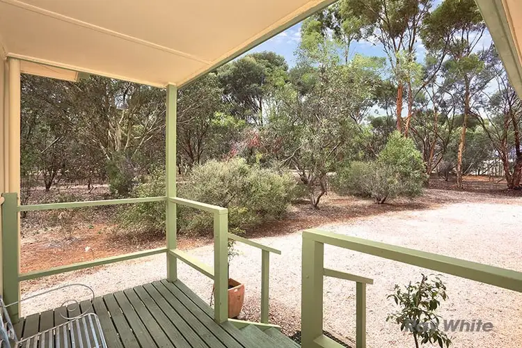 74 Moores Road, Auburn SA 5451