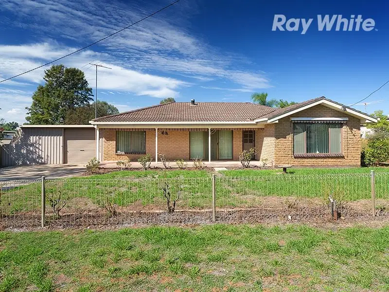 Main view of Homely house listing, 106 Pearce Street, Howlong NSW 2643