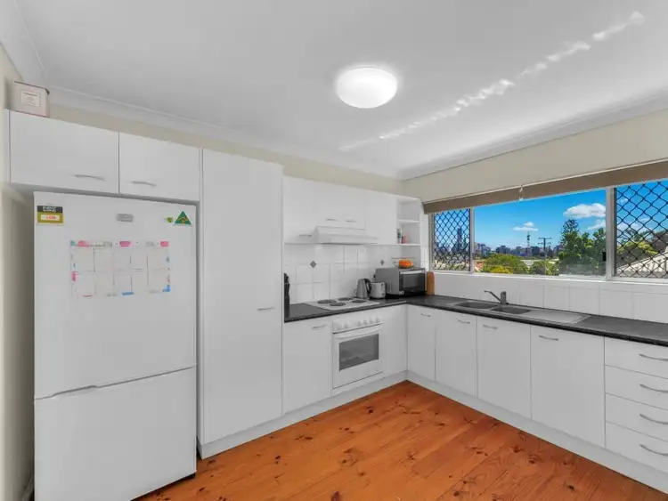 Sixth view of Homely unit listing, 5/13 Elfin Street, East Brisbane QLD 4169