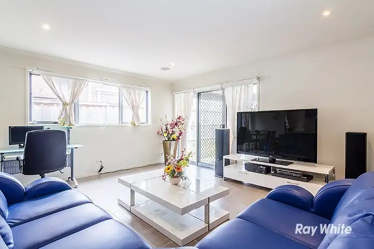 Seventh view of Homely house listing, 6 Copernicus Circuit, Cranbourne West VIC 3977