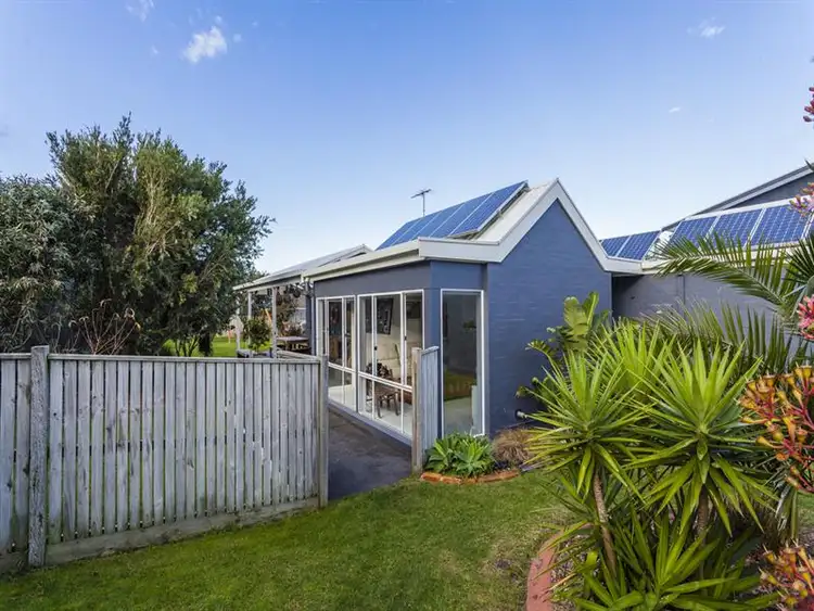 8 Hettie Court, Torquay VIC 3228
