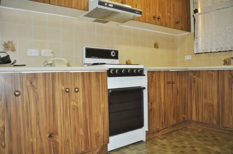 Sixth view of Homely townhouse listing, 2/59 Adams Street, Cootamundra NSW 2590