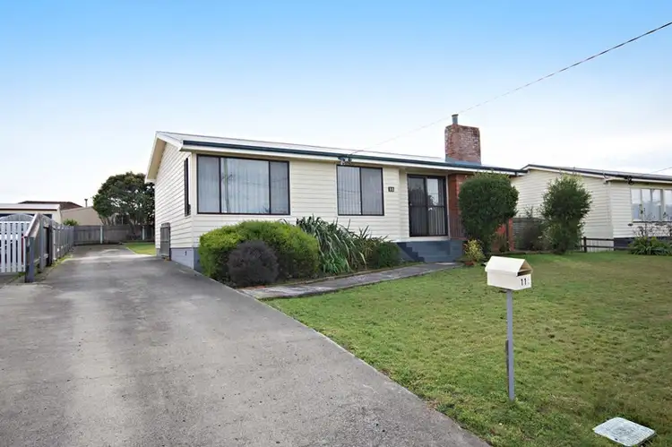 11 Mackay Street, Mayfield TAS 7248
