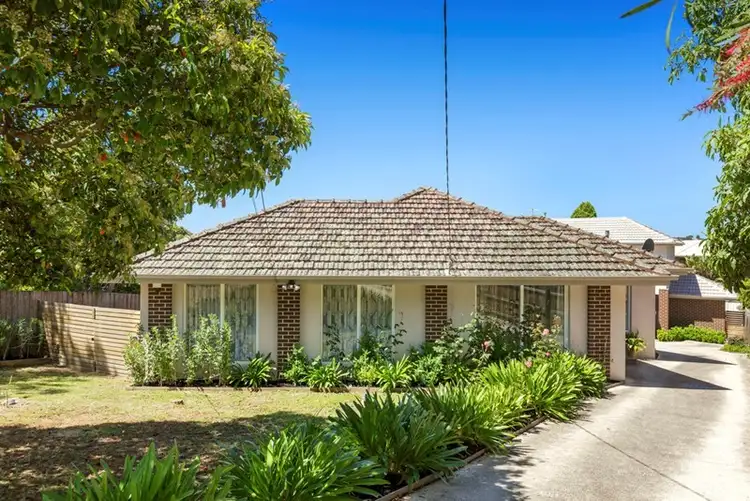 Main view of Homely unit listing, 1/26 Sunhill Road, Templestowe Lower VIC 3107