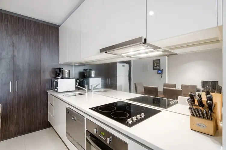 Third view of Homely apartment listing, 2802/639 Lonsdale Street, Melbourne VIC 3000