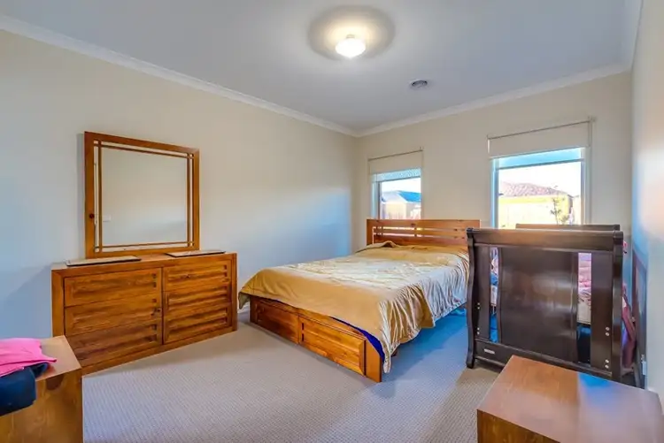 Seventh view of Homely house listing, 41 Toritta Way, Truganina VIC 3029