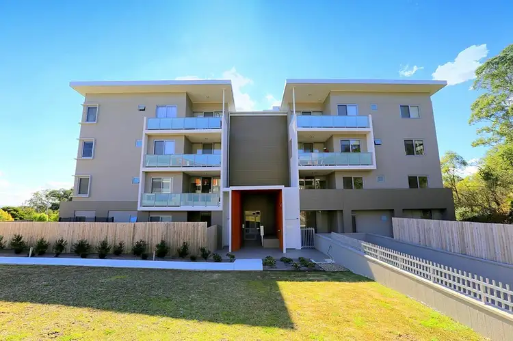 C202/2 Rowe Drive, Potts Hill NSW 2143