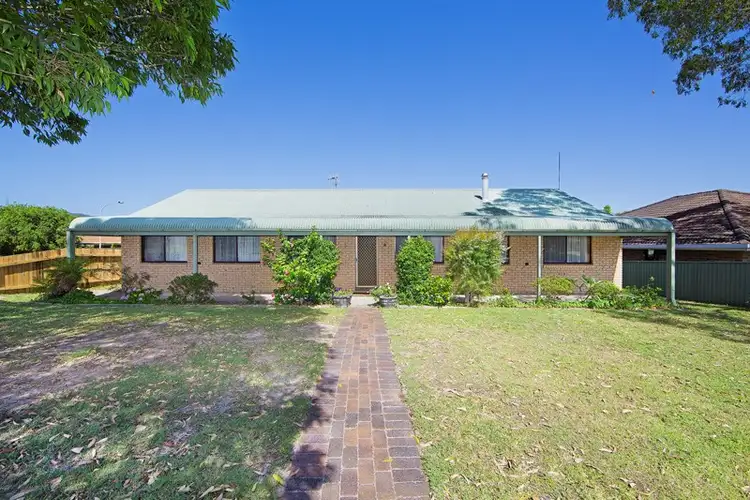 5 Premier Way, Bateau Bay NSW 2261