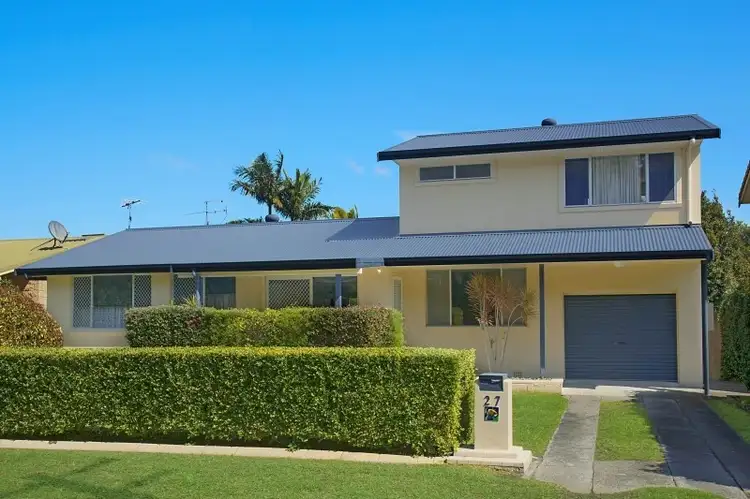 27 Shores Drive, Yamba NSW 2464