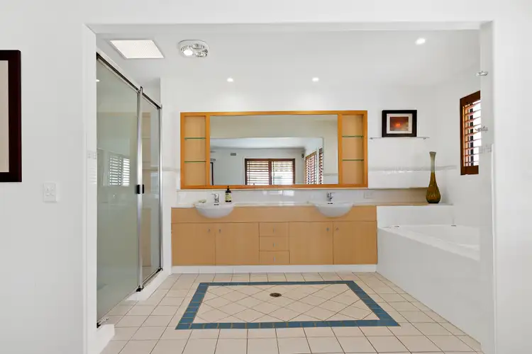 Fifth view of Homely villa listing, 6 Peerless Avenue, Mermaid Beach QLD 4218
