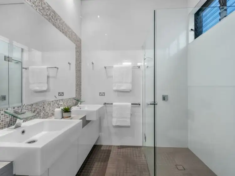 Seventh view of Homely house listing, 118 Bell Street, Kangaroo Point QLD 4169