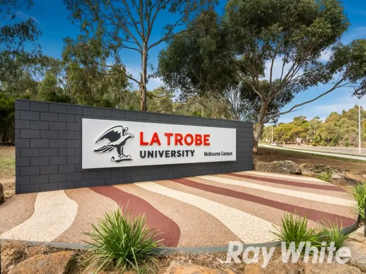 Seventh view of Homely house listing, 4 Lynette Court, Watsonia VIC 3087