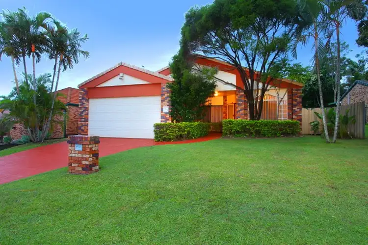 15 Castle Rock Street, Parkwood QLD 4214