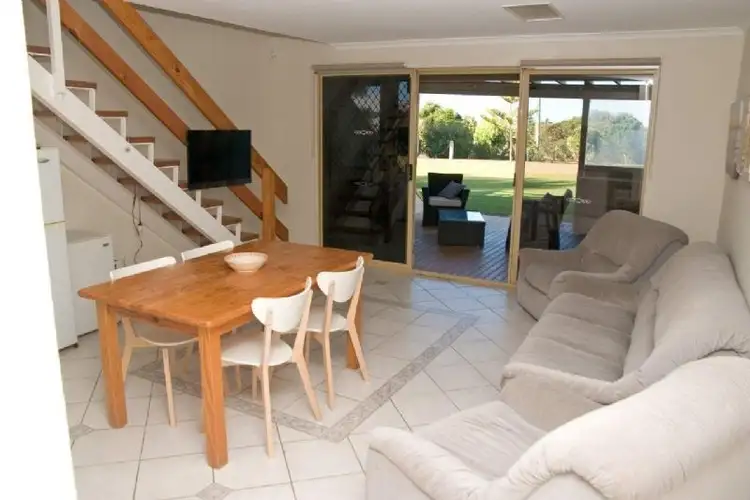 Fourth view of Homely house listing, 6/16 Dewar Way, Ledge Point WA 6043