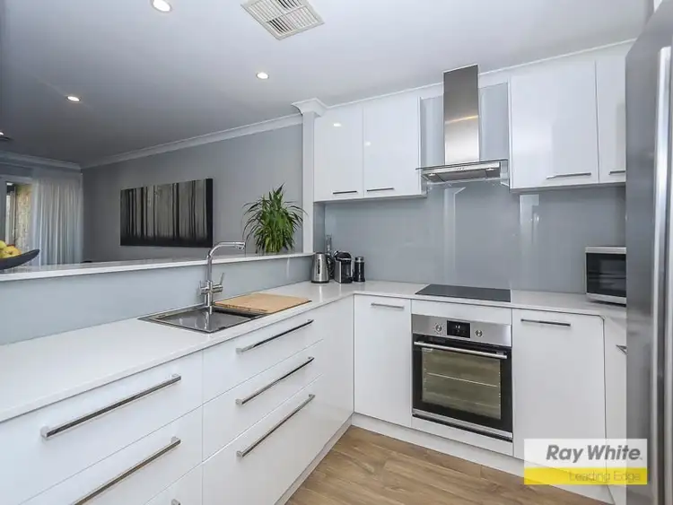 Sixth view of Homely house listing, 5/8 Toulon Circle, Mindarie WA 6030