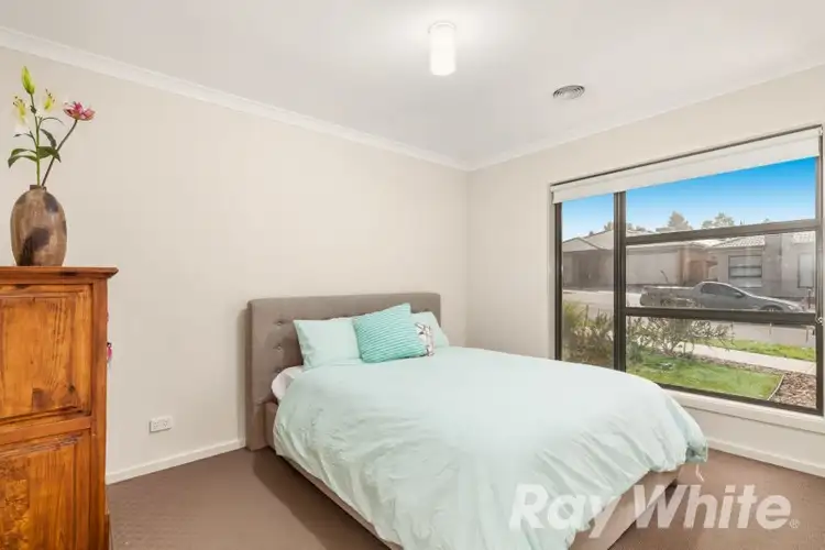 Sixth view of Homely house listing, 28 Gyrfalcon Way, Doreen VIC 3754