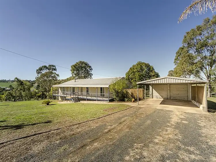 30 Burkes Road, Gowrie Junction QLD 4352