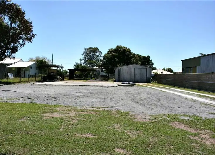 28 Graham Street, Koumala QLD 4738