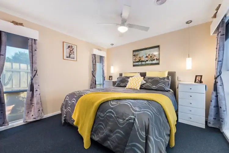 Seventh view of Homely house listing, 3 Rochelle Court, Aspendale Gardens VIC 3195