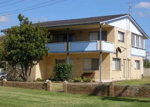 98 Adelaide Street, Greenwell Point NSW 2540