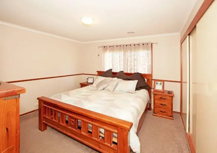 Fourth view of Homely house listing, 64 Undurra Drive, Glenfield Park NSW 2650
