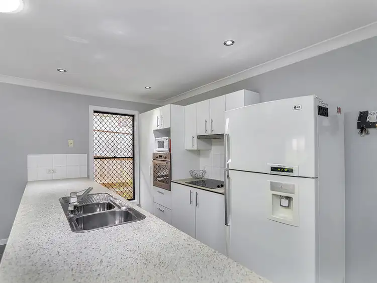 Sixth view of Homely house listing, 18 GOLDA Avenue, Salisbury QLD 4107