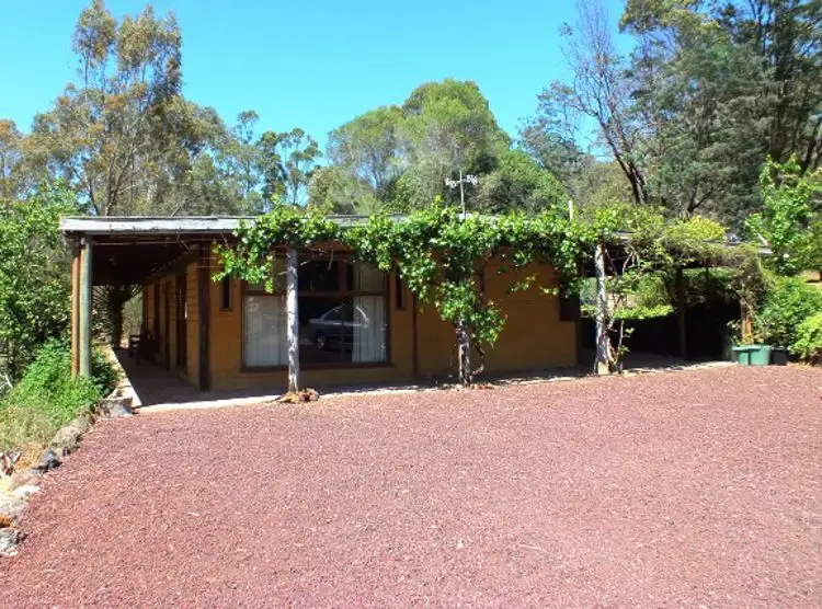60 Ingram Lane, Beaufort VIC 3373