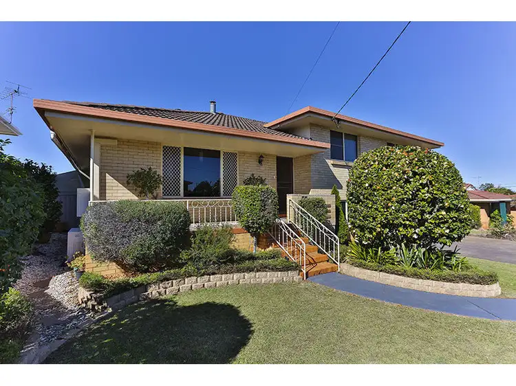 Second view of Homely house listing, 10 Erin Street, Wilsonton QLD 4350