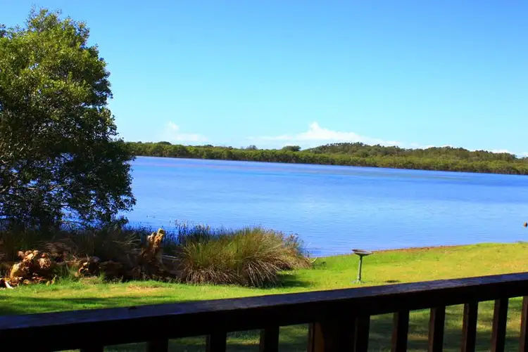 34 Morgo Street, Urunga NSW 2455
