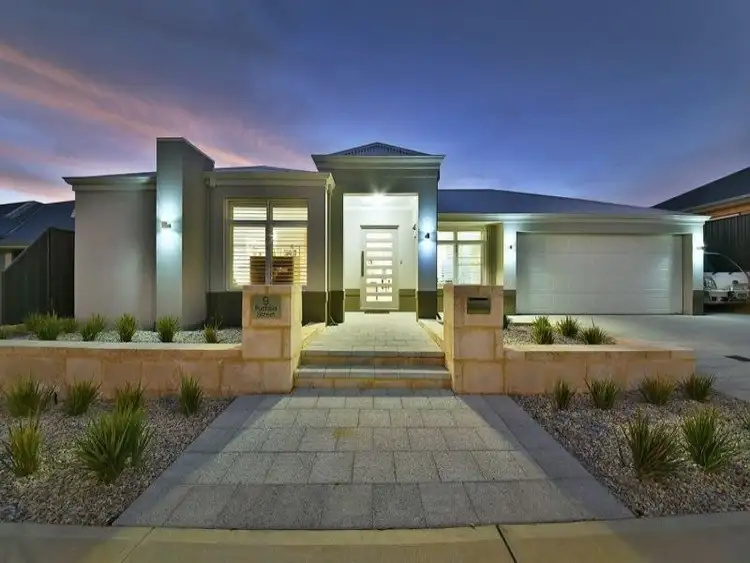 9 Fuchsia Street, Carramar WA 6031
