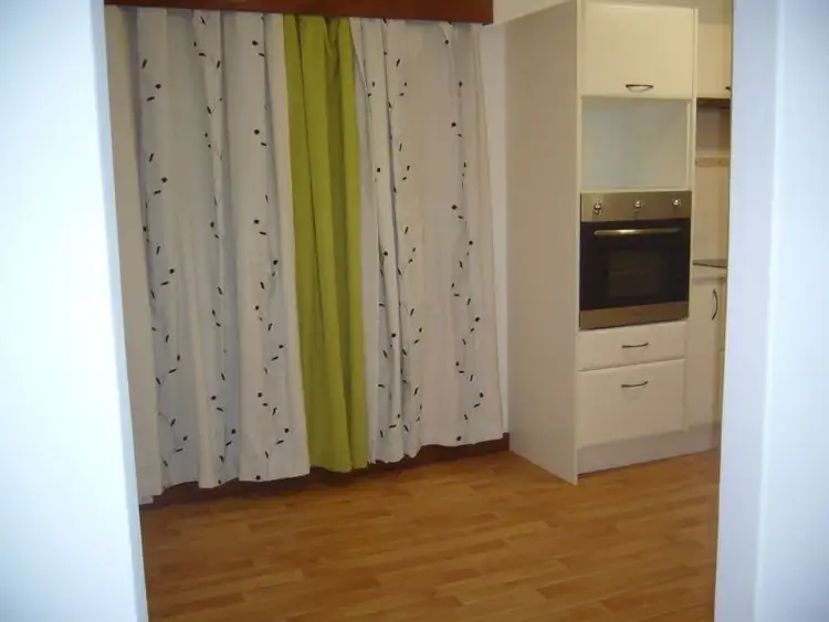 Fourth view of Homely semi-detached listing, 279A Armadale Road, Kewdale WA 6105