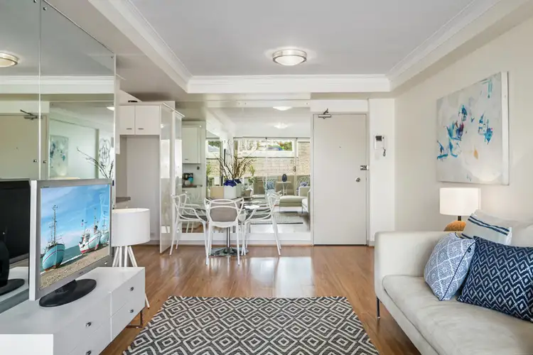 Third view of Homely apartment listing, 21/118 Crown St, Darlinghurst NSW 2010