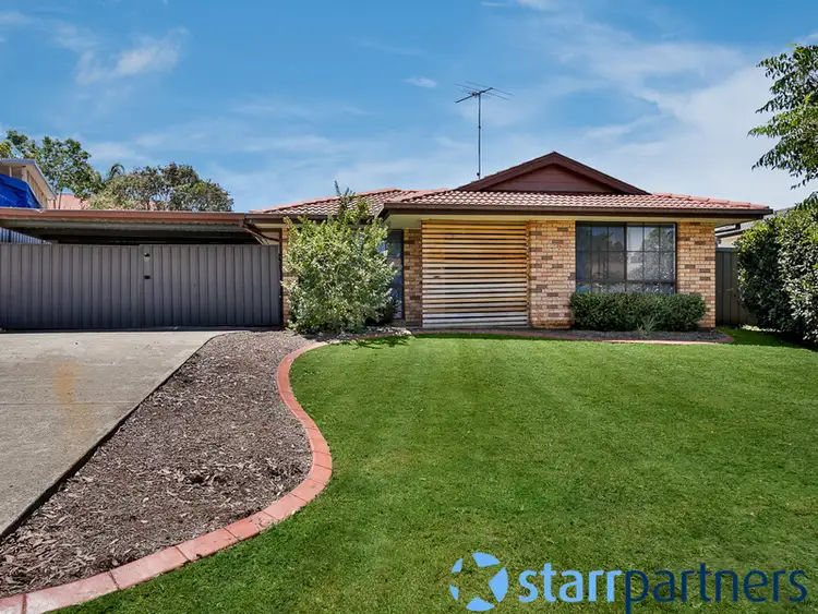 4 Clennam Ave, Ambarvale NSW 2560
