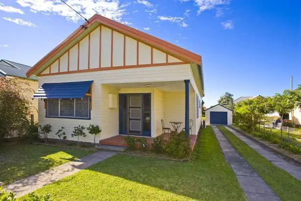 25 Regent Street- OLD, New Lambton NSW 2305