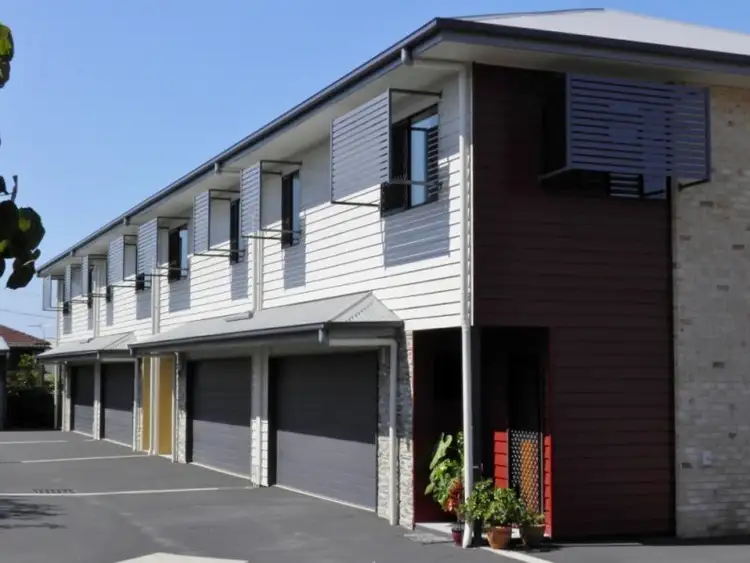 2/42 Greenup St, Redcliffe QLD 4020