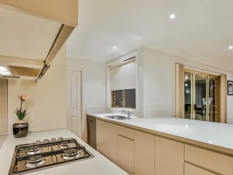 Second view of Homely house listing, 6 Shannon Place, Kearns NSW 2558