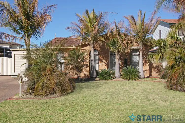 9 Frost Close, St Clair NSW 2759