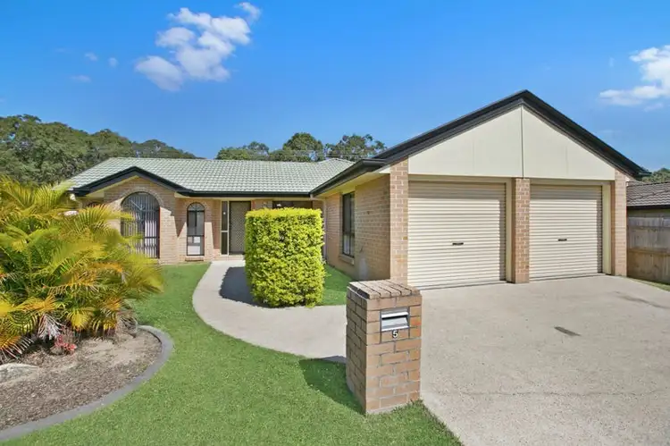 5 Parker Court, Wakerley QLD 4154